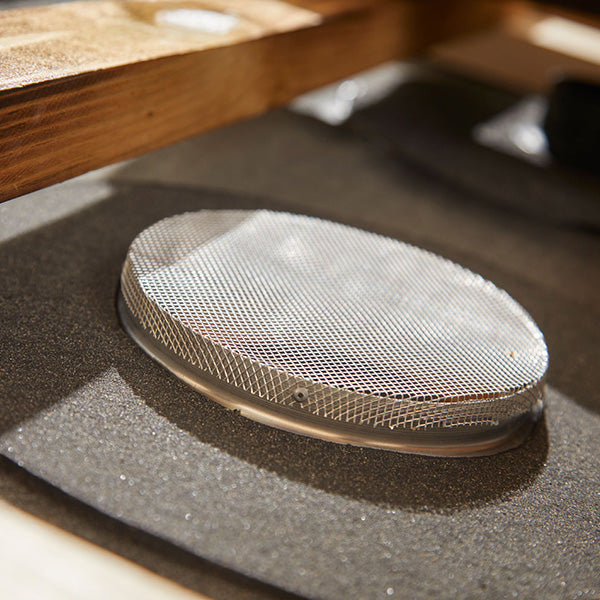 Alu-undertagsudluftning Ø145 m/insektnet og sværtet flange Ø265x17 mm